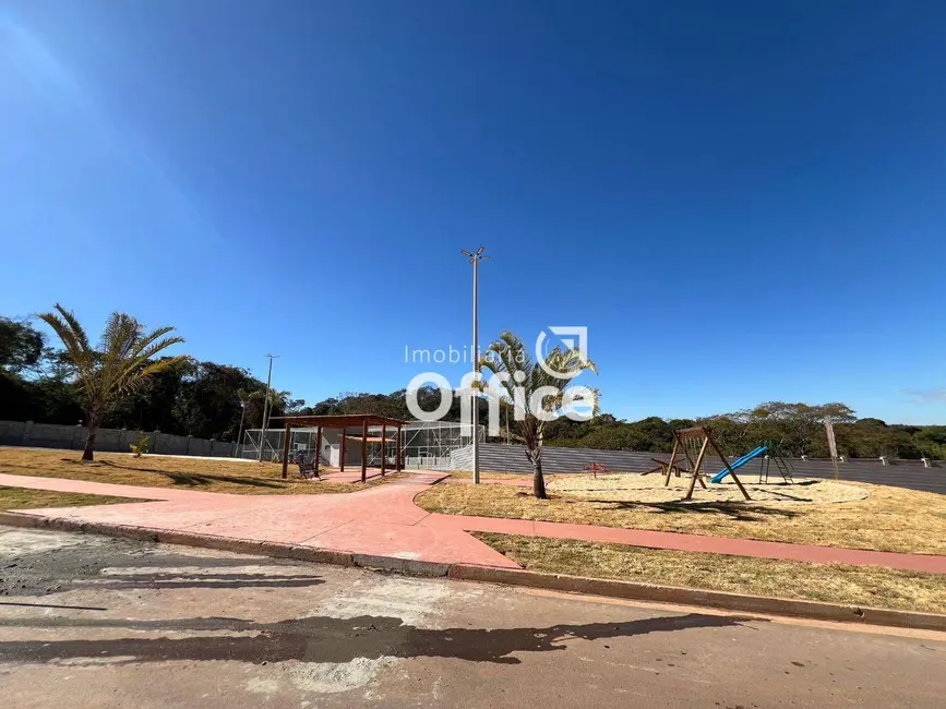 Foto 3 de Terreno / Lote à venda, 250m2 em Anapolis - GO