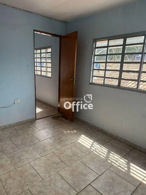 Sobrado com 3 quartos à venda, 200m2 em Setor São José, Goiania - GO - imagem 7 Foto 7 de Sobrado com 3 quartos à venda, 200m2 em Setor São José, Goiania - GO