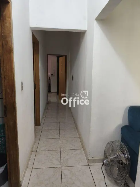 Casa com 3 quartos à venda, 360m2 em Vila Mariana, Anapolis - GO - imagem 6 Foto 6 de Casa com 3 quartos à venda, 360m2 em Vila Mariana, Anapolis - GO