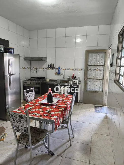 Casa com 3 quartos à venda, 360m2 em Vila Mariana, Anapolis - GO - imagem 4 Foto 4 de Casa com 3 quartos à venda, 360m2 em Vila Mariana, Anapolis - GO