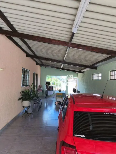 Foto 1 de Casa com 3 quartos à venda, 360m2 em Vila Mariana, Anapolis - GO