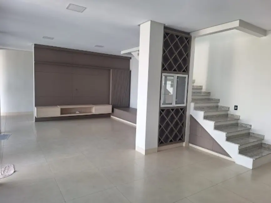 Foto 2 de Sobrado com 3 quartos à venda, 240m2 em Alto da Bela Vista, Anapolis - GO
