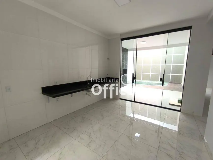 Foto 7 de Casa com 3 quartos à venda, 200m2 em Anapolis - GO