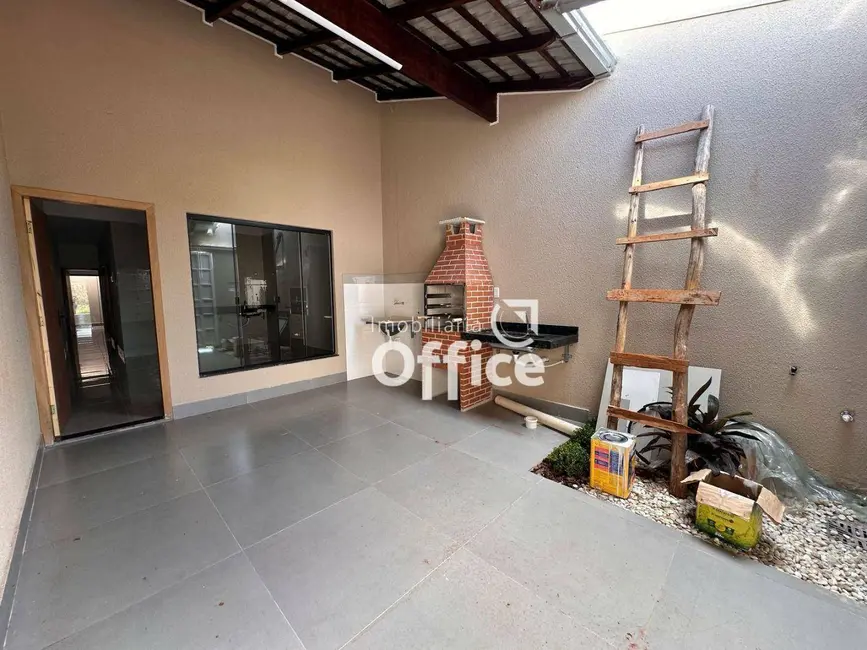 Casa com 3 quartos à venda, 100m2 em Residencial Veneza, Anapolis - GO - imagem 2 Foto 2 de Casa com 3 quartos à venda, 100m2 em Residencial Veneza, Anapolis - GO