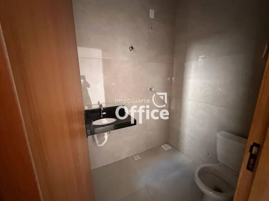 Casa com 3 quartos à venda, 100m2 em Residencial Veneza, Anapolis - GO - imagem 4 Foto 4 de Casa com 3 quartos à venda, 100m2 em Residencial Veneza, Anapolis - GO