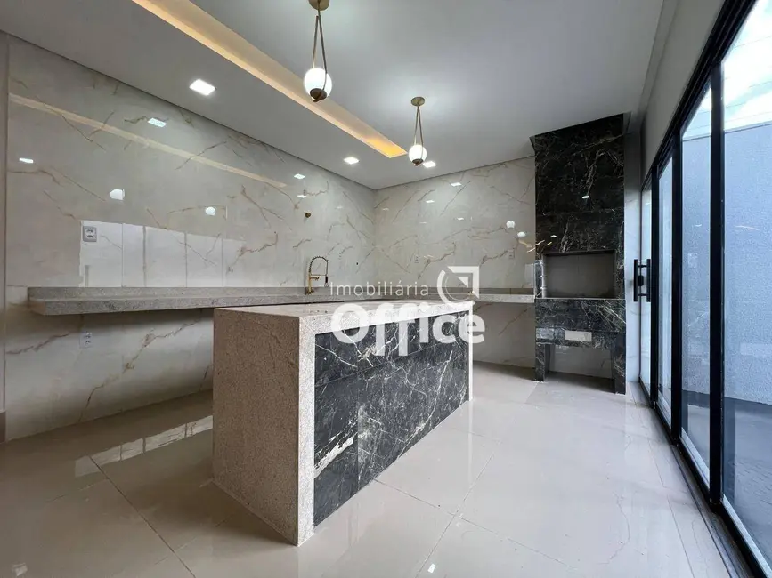 Casa com 3 quartos à venda, 300m2 em Parque Calixtópolis, Anapolis - GO - imagem 8 Foto 8 de Casa com 3 quartos à venda, 300m2 em Parque Calixtópolis, Anapolis - GO