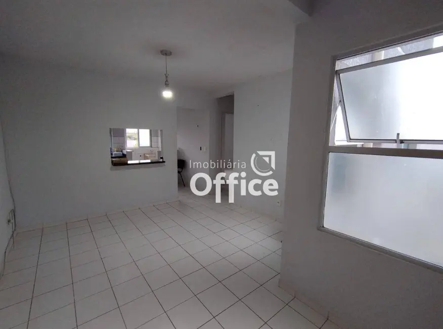 Foto 3 de Apartamento com 2 quartos à venda, 53m2 em Jardim Suíço, Anapolis - GO