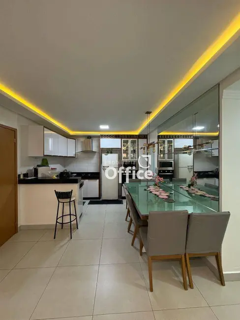 Foto 8 de Apartamento com 3 quartos à venda, 79m2 em Chácaras Colorado, Anapolis - GO