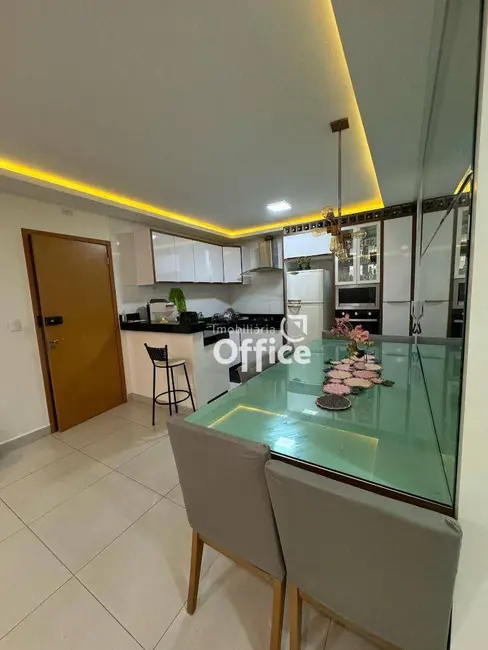 Foto 3 de Apartamento com 3 quartos à venda, 79m2 em Chácaras Colorado, Anapolis - GO