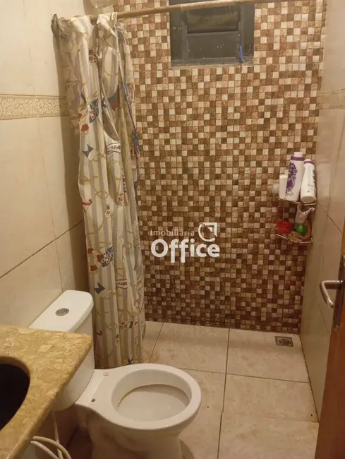 Casa com 3 quartos à venda, 360m2 em Sítios de Recreio Vale das Laranjeiras, Anapolis - GO - imagem 7 Foto 7 de Casa com 3 quartos à venda, 360m2 em Sítios de Recreio Vale das Laranjeiras, Anapolis - GO