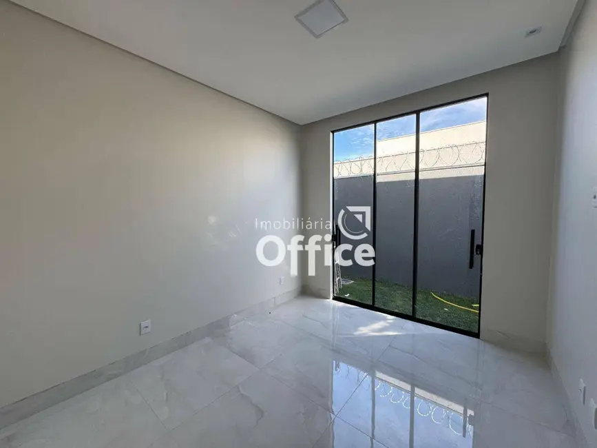 Casa com 3 quartos à venda, 348m2 em Residencial Jardins do Lago, Anapolis - GO - imagem 8 Foto 8 de Casa com 3 quartos à venda, 348m2 em Residencial Jardins do Lago, Anapolis - GO