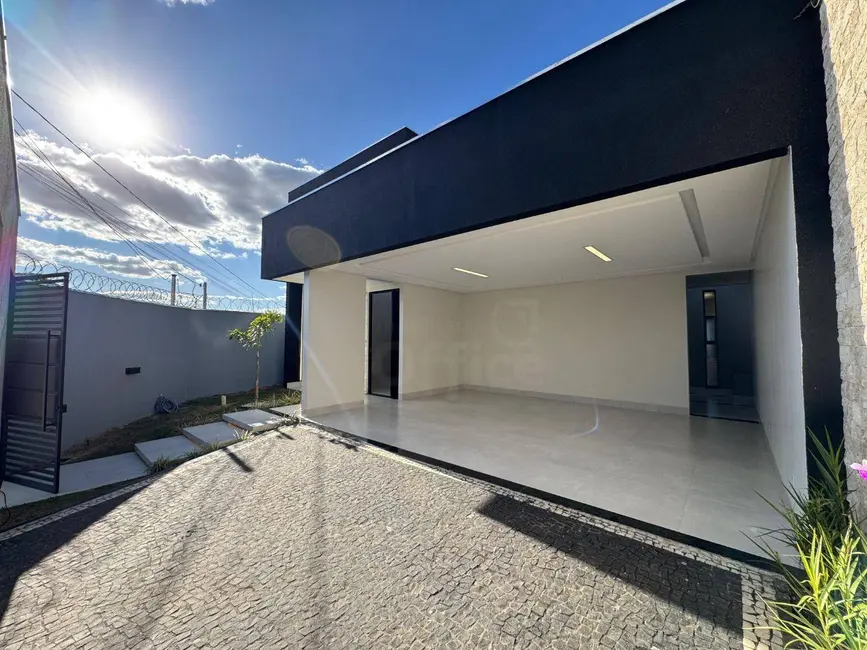 Foto 2 de Casa com 3 quartos à venda, 348m2 em Residencial Jardins do Lago, Anapolis - GO