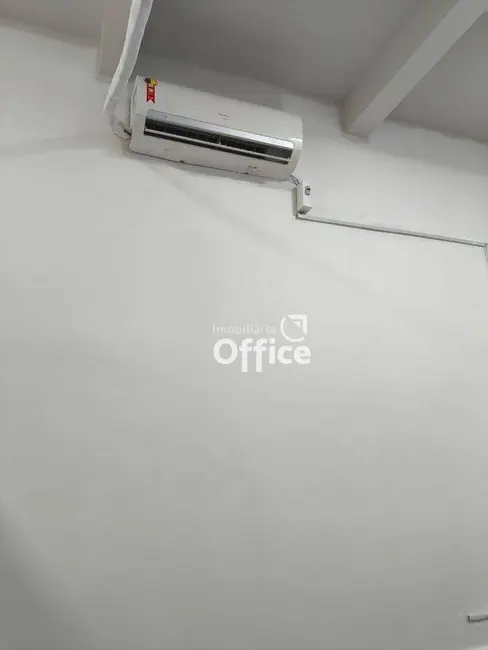 Loja à venda, 35m2 em Eldorado, Anapolis - GO - imagem 5 Foto 5 de Loja à venda, 35m2 em Eldorado, Anapolis - GO