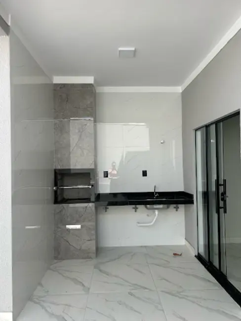 Foto 1 de Casa com 3 quartos à venda, 195m2 em Anapolis - GO