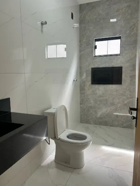 Foto 4 de Casa com 3 quartos à venda, 195m2 em Anapolis - GO