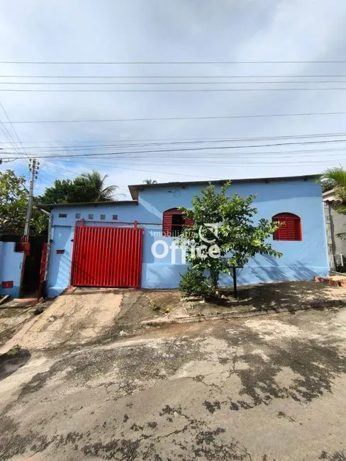 Casa com 3 quartos à venda, 360m2 em Jardim Suíço, Anapolis - GO - imagem 1 Foto 1 de Casa com 3 quartos à venda, 360m2 em Jardim Suíço, Anapolis - GO