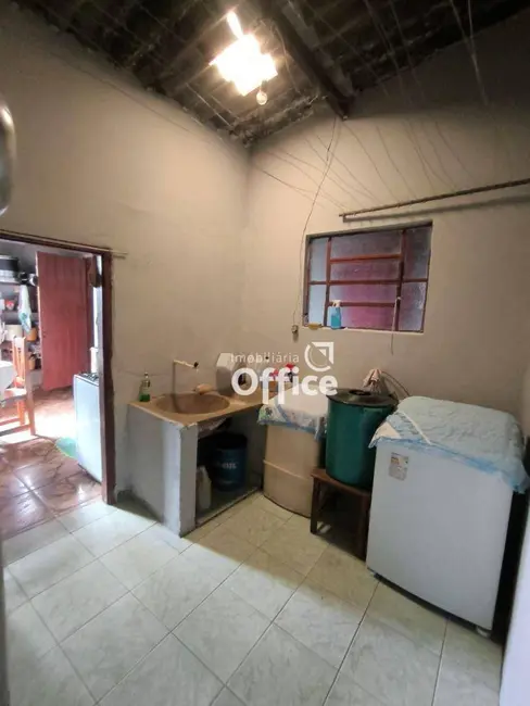Casa com 3 quartos à venda, 360m2 em Jardim Suíço, Anapolis - GO - imagem 6 Foto 6 de Casa com 3 quartos à venda, 360m2 em Jardim Suíço, Anapolis - GO