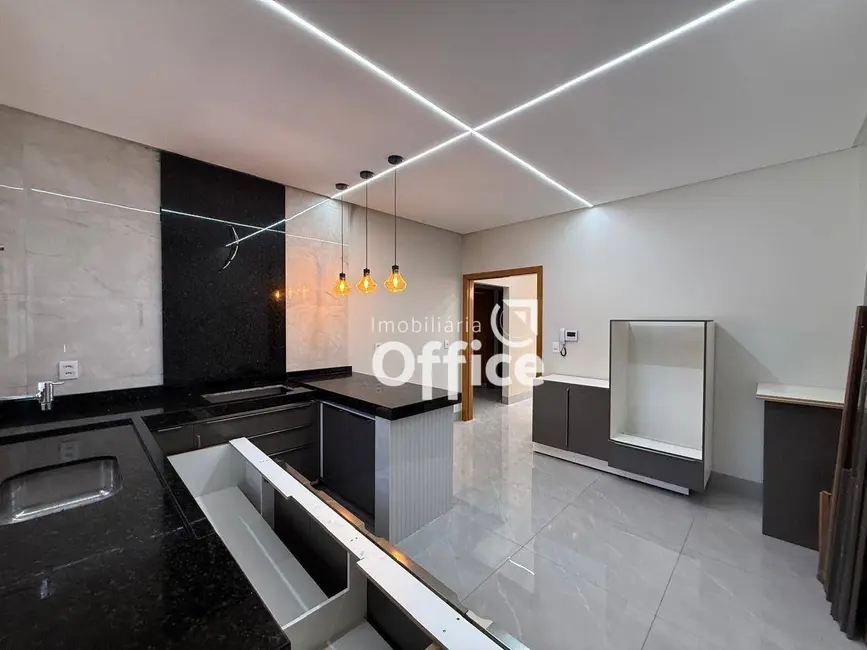 Foto 7 de Casa com 3 quartos à venda, 300m2 em Residencial Portal do Cerrado, Anapolis - GO
