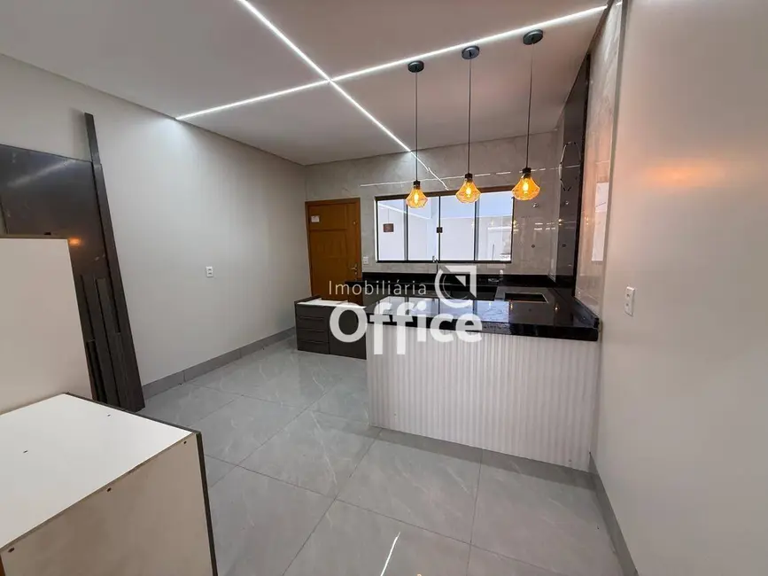 Foto 8 de Casa com 3 quartos à venda, 300m2 em Residencial Portal do Cerrado, Anapolis - GO