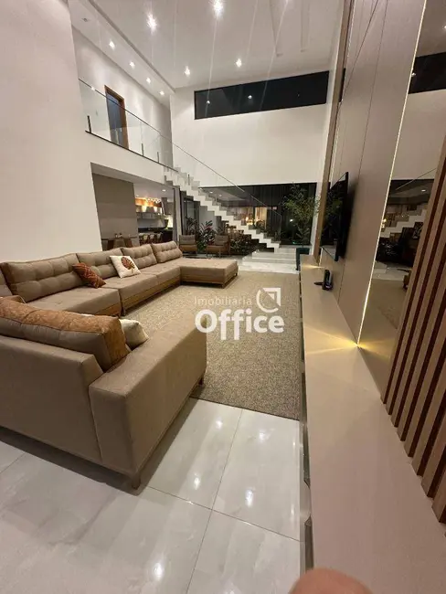 Foto 1 de Casa de Condomínio com 3 quartos à venda, 420m2 em Condomínio Residencial Belas Artes, Anapolis - GO