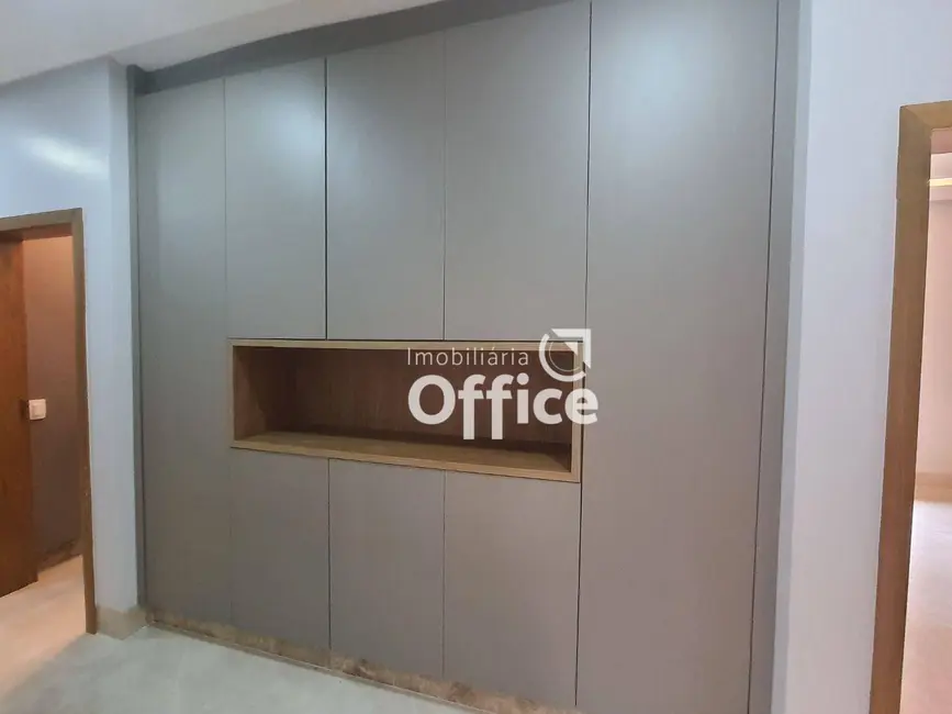 Foto 7 de Casa de Condomínio com 4 quartos à venda, 420m2 em Condomínio Residencial Grand Trianon, Anapolis - GO