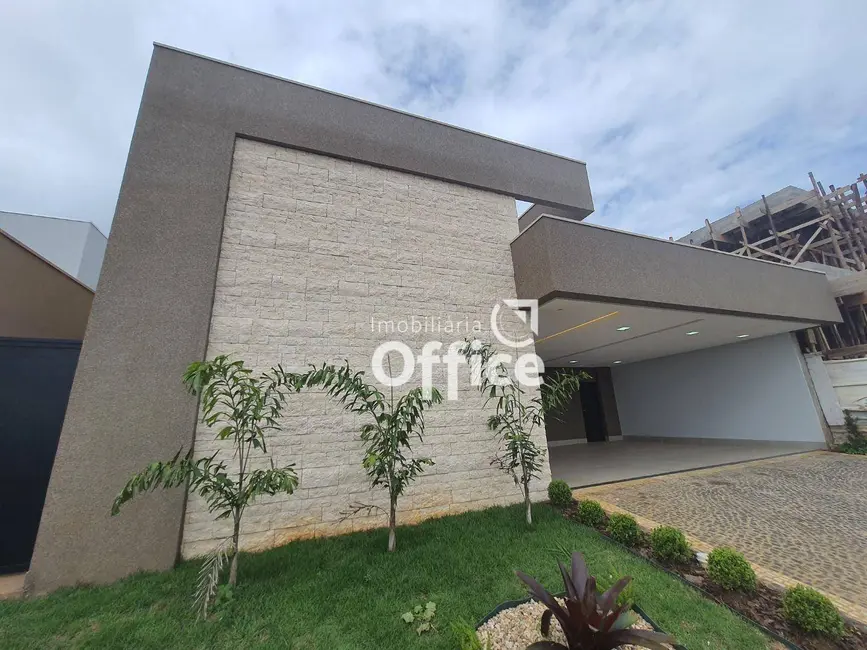 Foto 1 de Casa de Condomínio com 4 quartos à venda, 420m2 em Condomínio Residencial Grand Trianon, Anapolis - GO