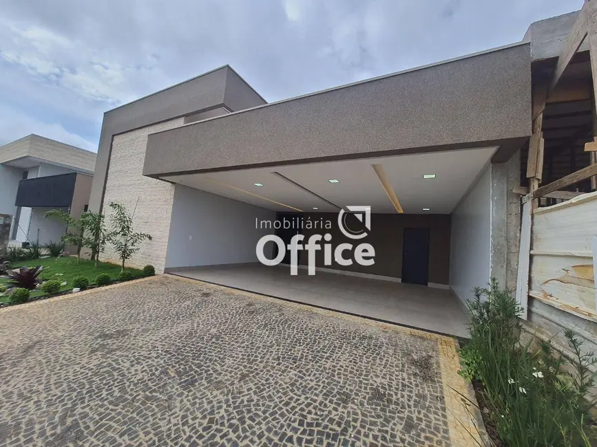 Foto 2 de Casa de Condomínio com 4 quartos à venda, 420m2 em Condomínio Residencial Grand Trianon, Anapolis - GO