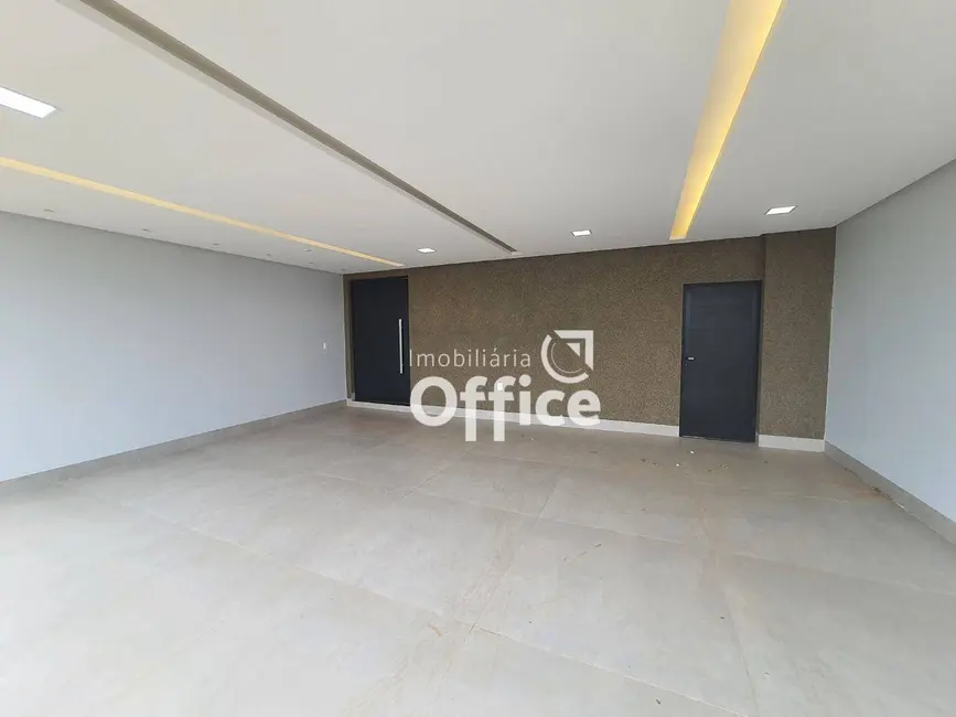 Foto 3 de Casa de Condomínio com 4 quartos à venda, 420m2 em Condomínio Residencial Grand Trianon, Anapolis - GO