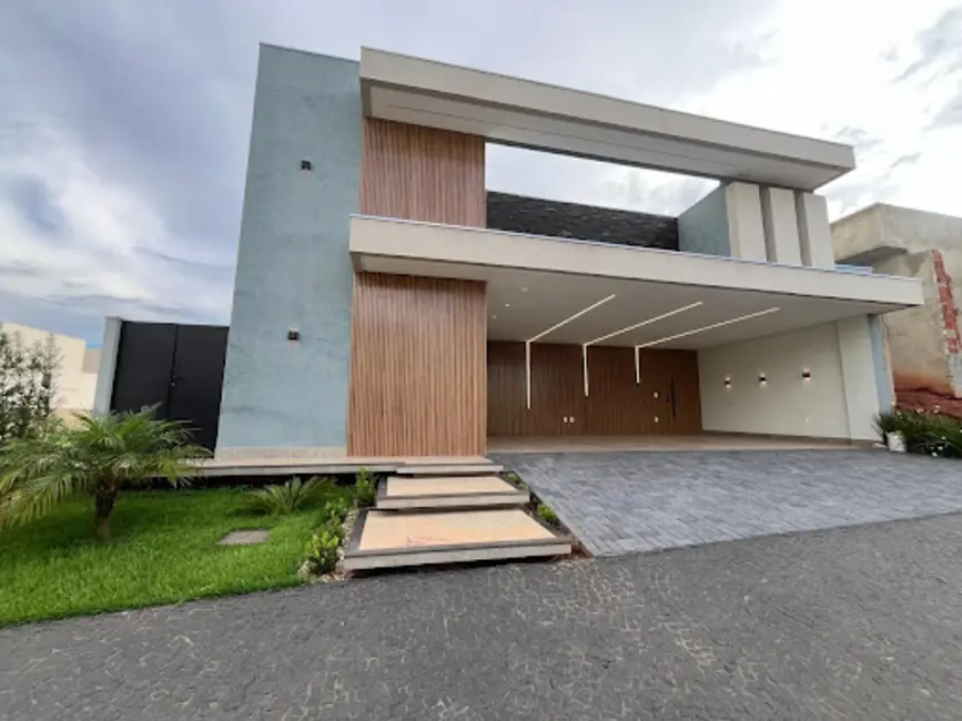 Foto 1 de Casa de Condomínio com 4 quartos à venda, 420m2 em Condomínio Residencial Grand Trianon, Anapolis - GO
