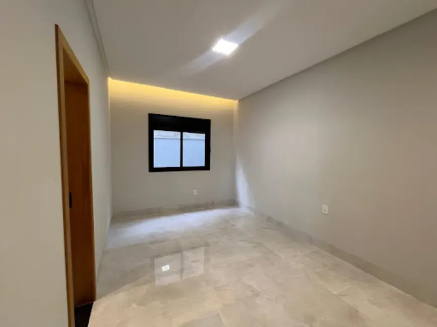 Foto 5 de Casa de Condomínio com 4 quartos à venda, 420m2 em Condomínio Residencial Grand Trianon, Anapolis - GO