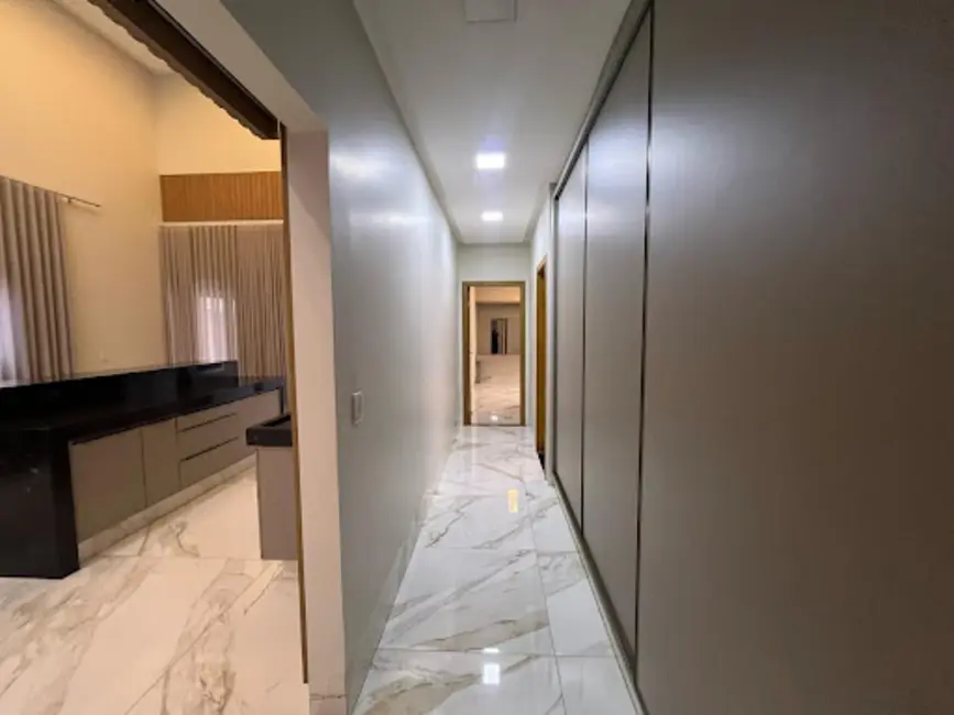 Foto 6 de Casa de Condomínio com 4 quartos à venda, 420m2 em Condomínio Residencial Grand Trianon, Anapolis - GO