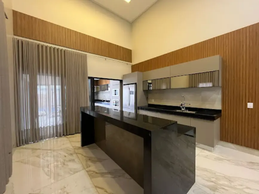 Foto 4 de Casa de Condomínio com 4 quartos à venda, 420m2 em Condomínio Residencial Grand Trianon, Anapolis - GO