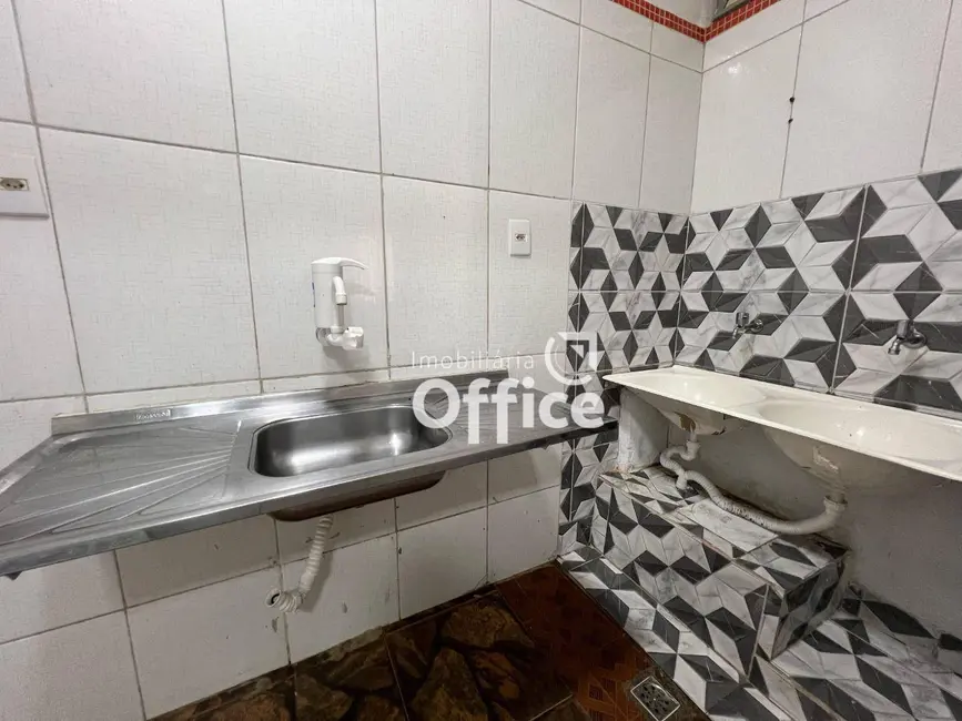 Foto 8 de Apartamento com 3 quartos para alugar, 80m2 em Setor Central, Anapolis - GO