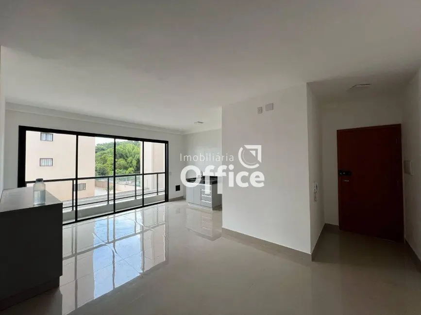 Foto 3 de Apartamento com 3 quartos para alugar, 76m2 em Jardim Europa, Anapolis - GO