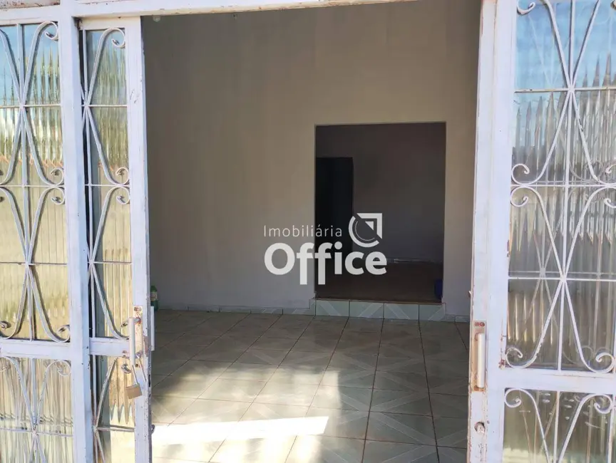 Foto 4 de Casa com 3 quartos à venda, 300m2 em Parque Brasília 2ª Etapa, Anapolis - GO