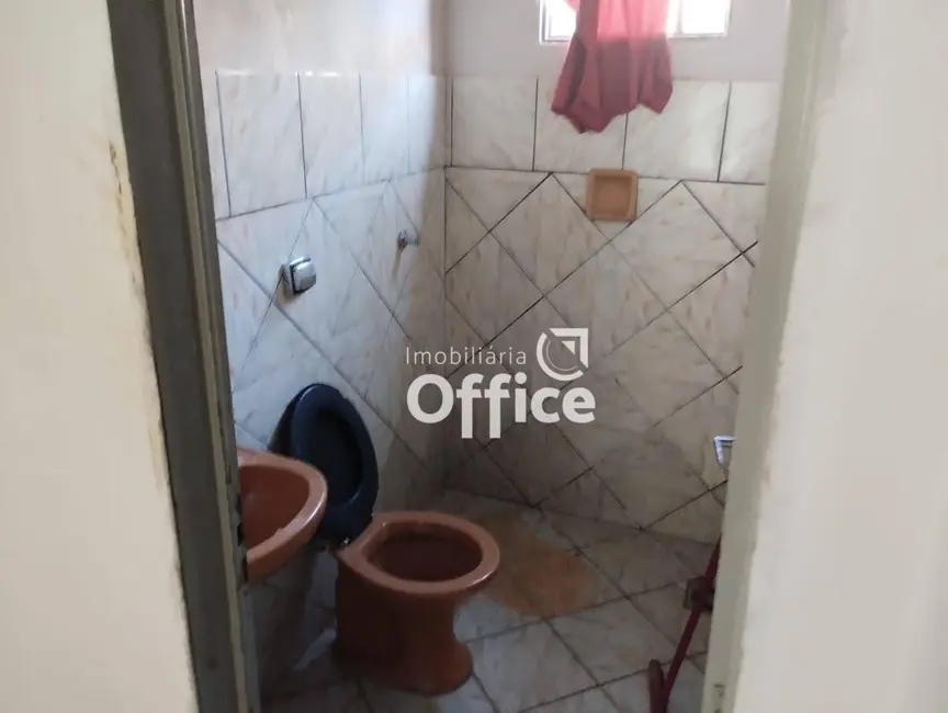 Foto 8 de Casa com 3 quartos à venda, 300m2 em Parque Brasília 2ª Etapa, Anapolis - GO