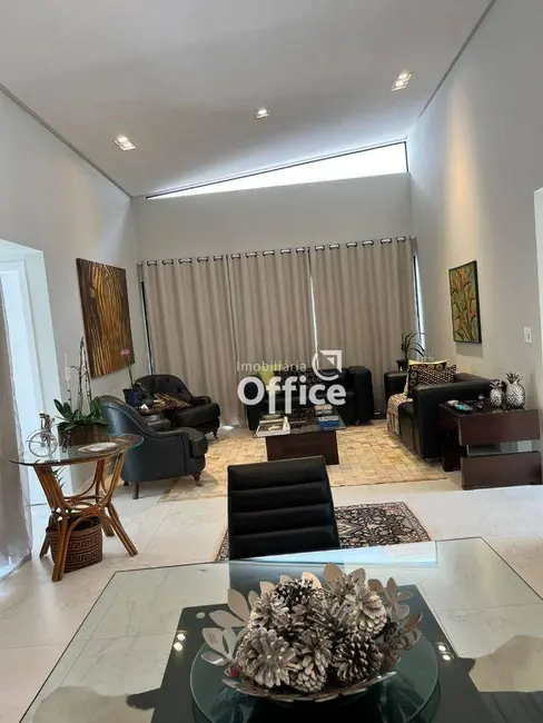 Foto 8 de Casa de Condomínio com 3 quartos à venda, 360m2 em Condomínio Terras Alpha Anápolis, Anapolis - GO