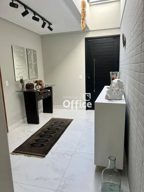 Foto 1 de Casa de Condomínio com 3 quartos à venda, 360m2 em Condomínio Terras Alpha Anápolis, Anapolis - GO