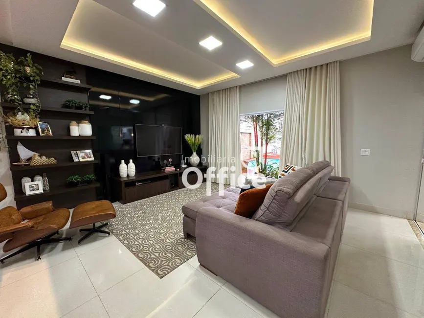 Foto 7 de Casa de Condomínio com 4 quartos à venda, 420m2 em Anapolis - GO