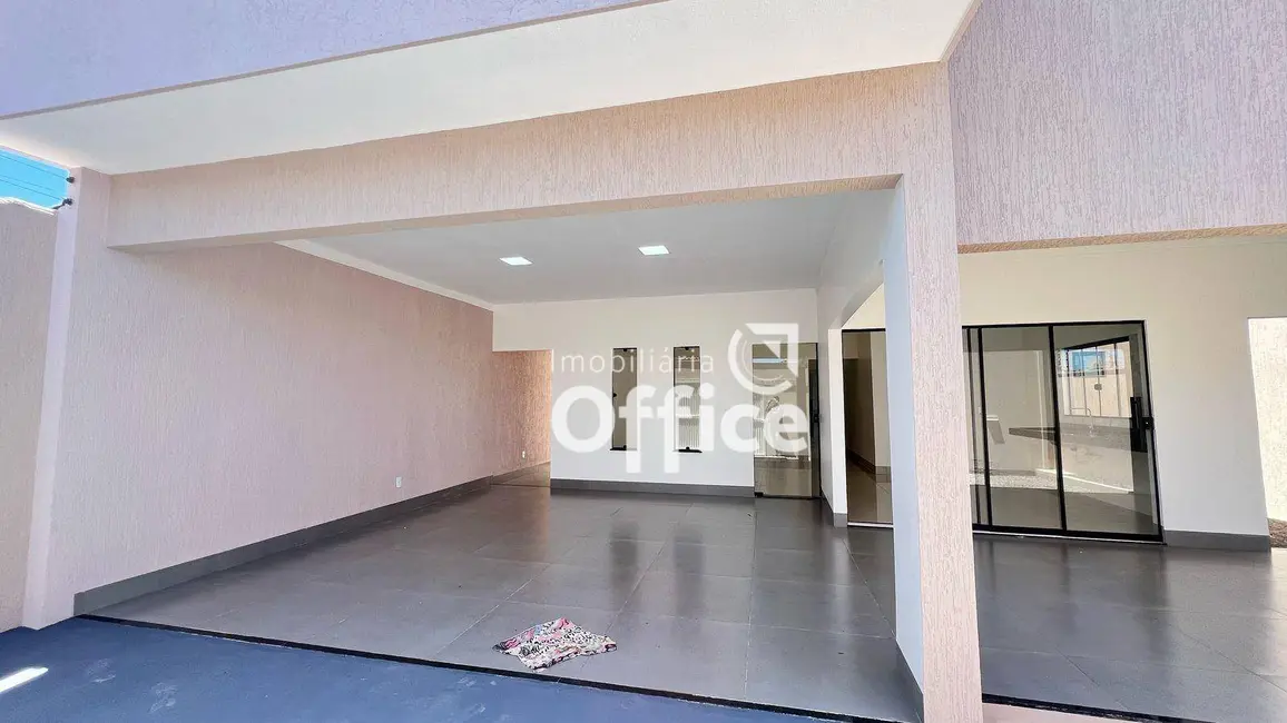Foto 2 de Casa com 3 quartos à venda, 181m2 em Residencial Vale do Sol, Anapolis - GO