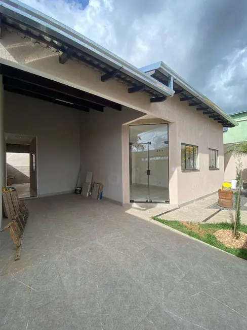 Foto 1 de Casa com 3 quartos à venda, 190m2 em Anapolis - GO
