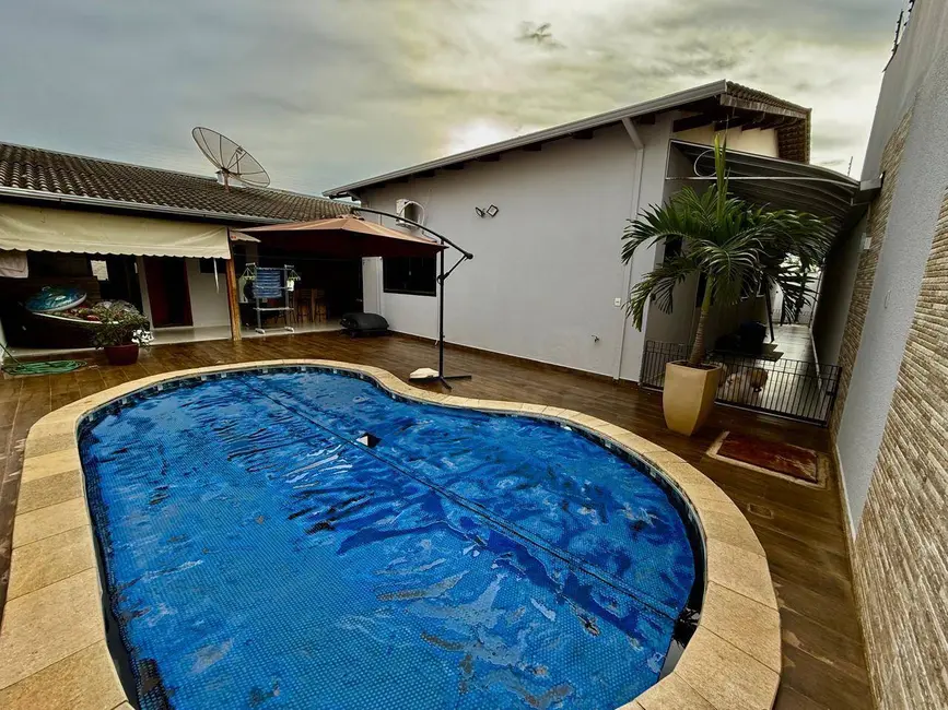 Foto 2 de Casa de Condomínio com 4 quartos à venda, 460m2 em Anápolis City, Anapolis - GO