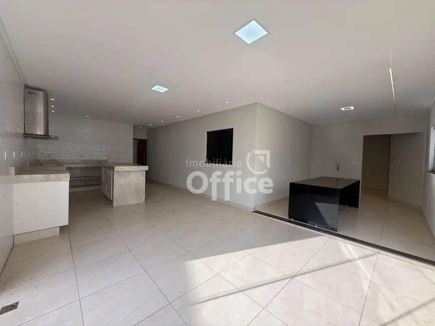 Foto 1 de Casa com 4 quartos à venda, 312m2 em Jardim das Américas 3ª Etapa, Anapolis - GO