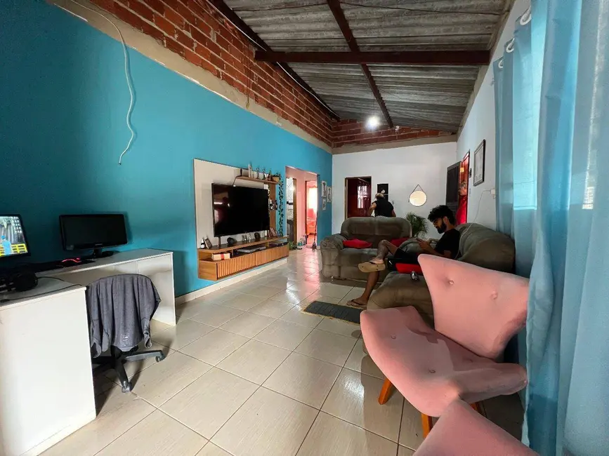 Casa com 4 quartos à venda, 300m2 em Jardim Arco Verde 2ª Etapa, Anapolis - GO - imagem 6 Foto 6 de Casa com 4 quartos à venda, 300m2 em Jardim Arco Verde 2ª Etapa, Anapolis - GO