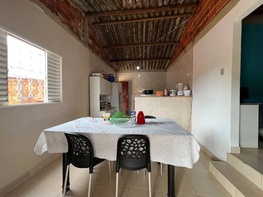 Casa com 4 quartos à venda, 300m2 em Jardim Arco Verde 2ª Etapa, Anapolis - GO - imagem 4 Foto 4 de Casa com 4 quartos à venda, 300m2 em Jardim Arco Verde 2ª Etapa, Anapolis - GO