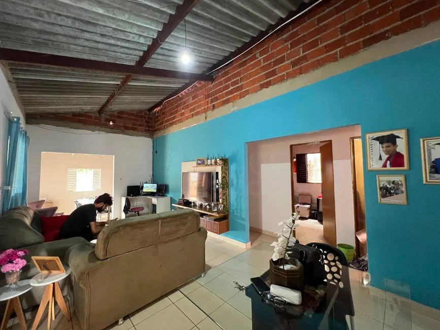 Casa com 4 quartos à venda, 300m2 em Jardim Arco Verde 2ª Etapa, Anapolis - GO - imagem 8 Foto 8 de Casa com 4 quartos à venda, 300m2 em Jardim Arco Verde 2ª Etapa, Anapolis - GO