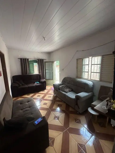 Foto 2 de Casa com 4 quartos à venda, 360m2 em Vila Harmonia, Anapolis - GO
