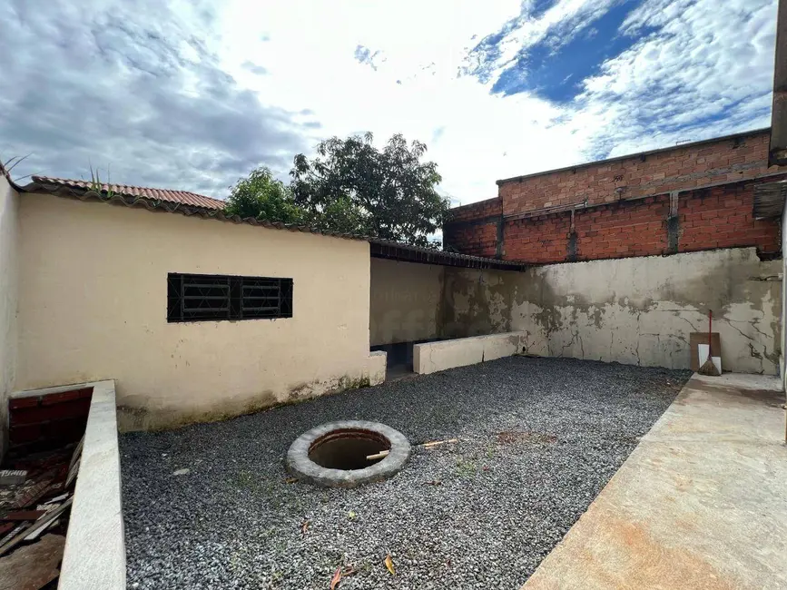 Foto 20 de Casa com 2 quartos para alugar, 300m2 em Adriana Parque, Anapolis - GO