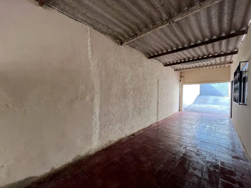 Foto 16 de Casa com 2 quartos para alugar, 300m2 em Adriana Parque, Anapolis - GO