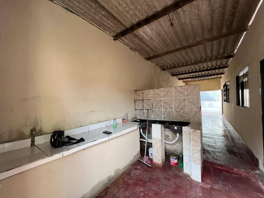 Foto 17 de Casa com 2 quartos para alugar, 300m2 em Adriana Parque, Anapolis - GO